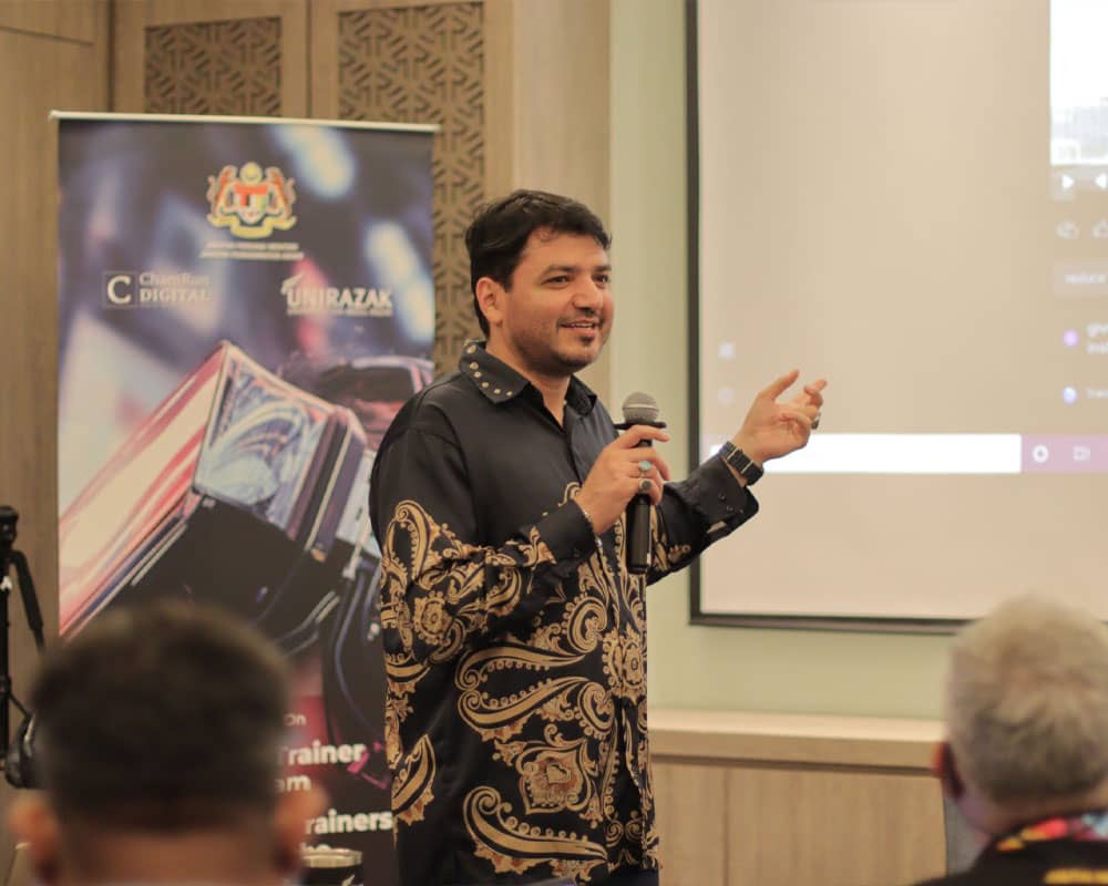 government-unirazak3