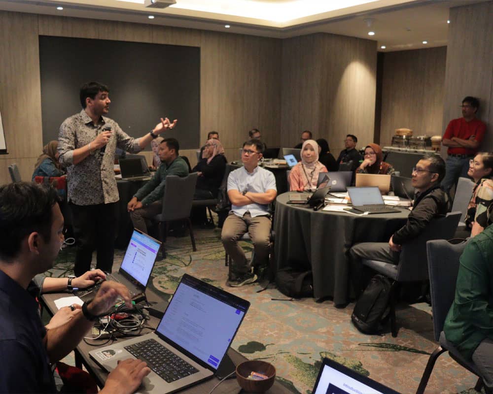 government-unirazak4